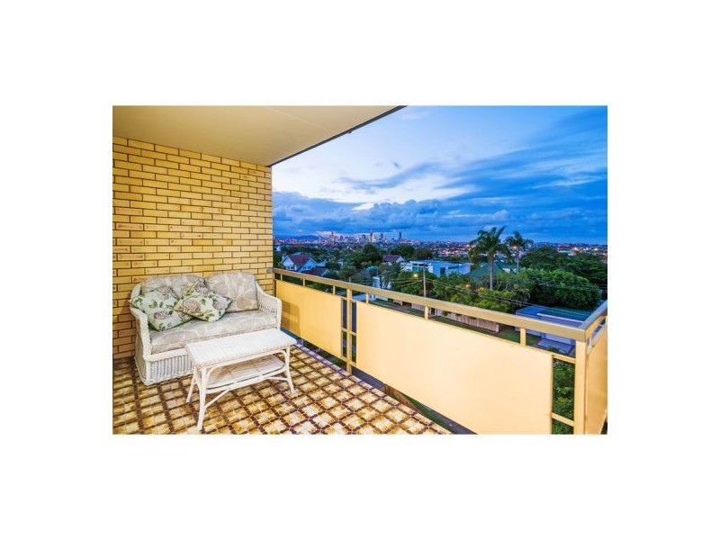 8/6 Mackay Street, Coorparoo QLD 4151