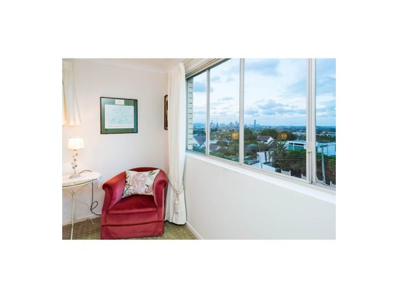 8/6 Mackay Street, Coorparoo QLD 4151