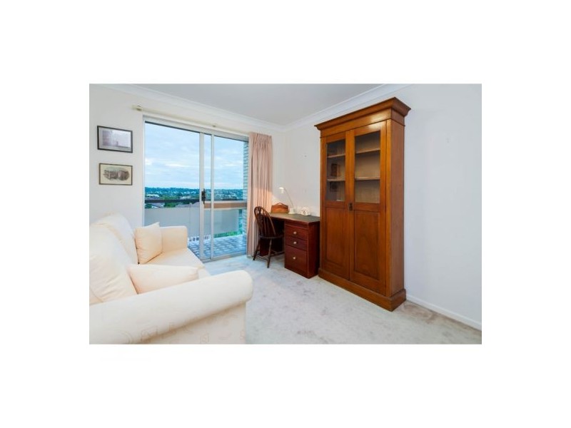 8/6 Mackay Street, Coorparoo QLD 4151