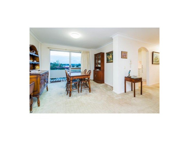 8/6 Mackay Street, Coorparoo QLD 4151
