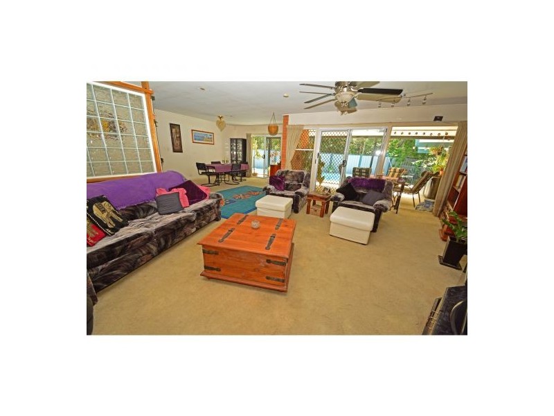 24 Larwood Street, Upper Mount Gravatt QLD 4122