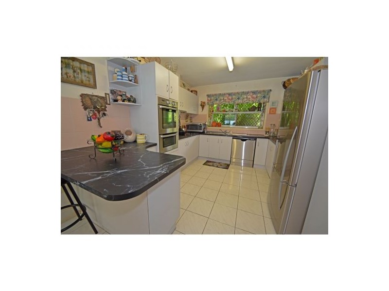 24 Larwood Street, Upper Mount Gravatt QLD 4122