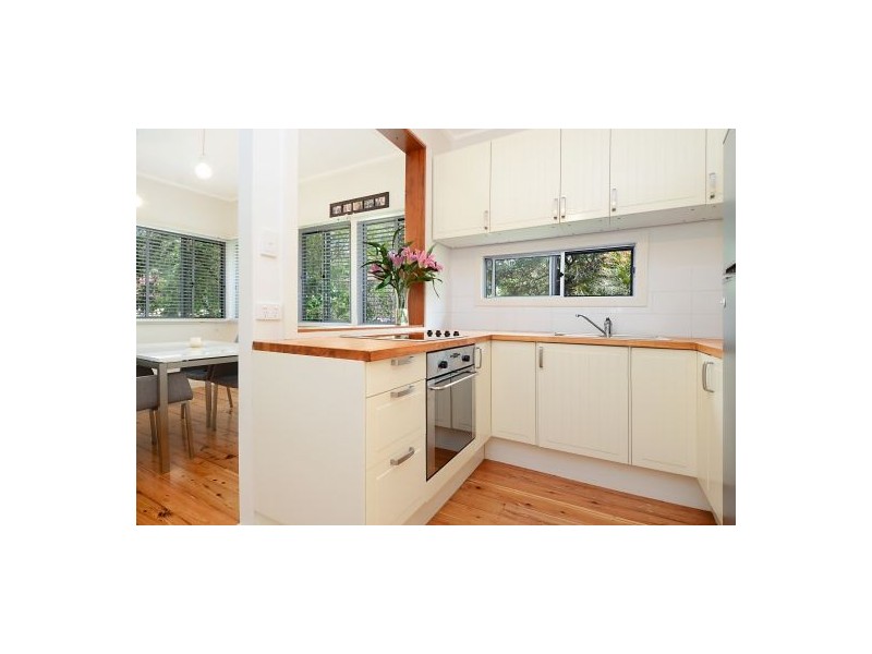 12 Reuben Street, Holland Park QLD 4121