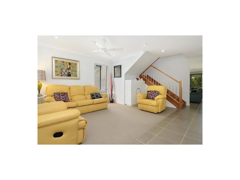 27 Hillside Circuit, Chermside West QLD 4032