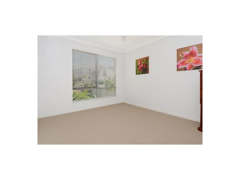 27 Hillside Circuit, Chermside West QLD 4032