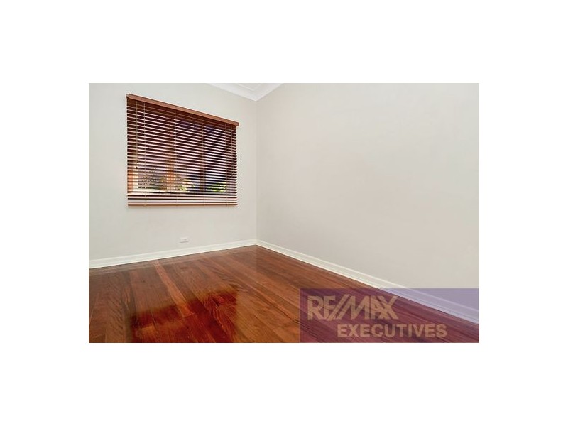 32 Raffles Street, Mount Gravatt East QLD 4122