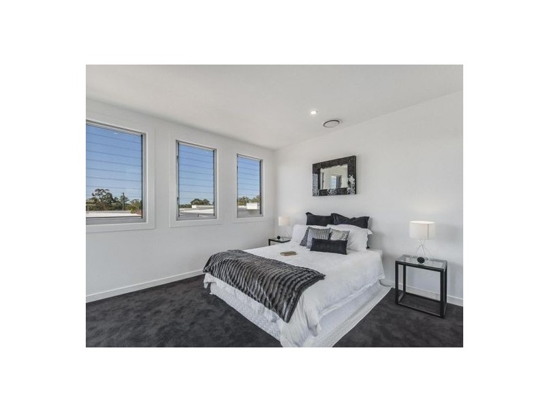 8/97 Baringa Street, Morningside QLD 4170
