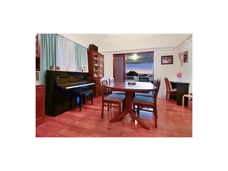 38 Brinawa Street, Camp Hill QLD 4152