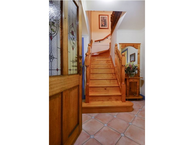 38 Brinawa Street, Camp Hill QLD 4152