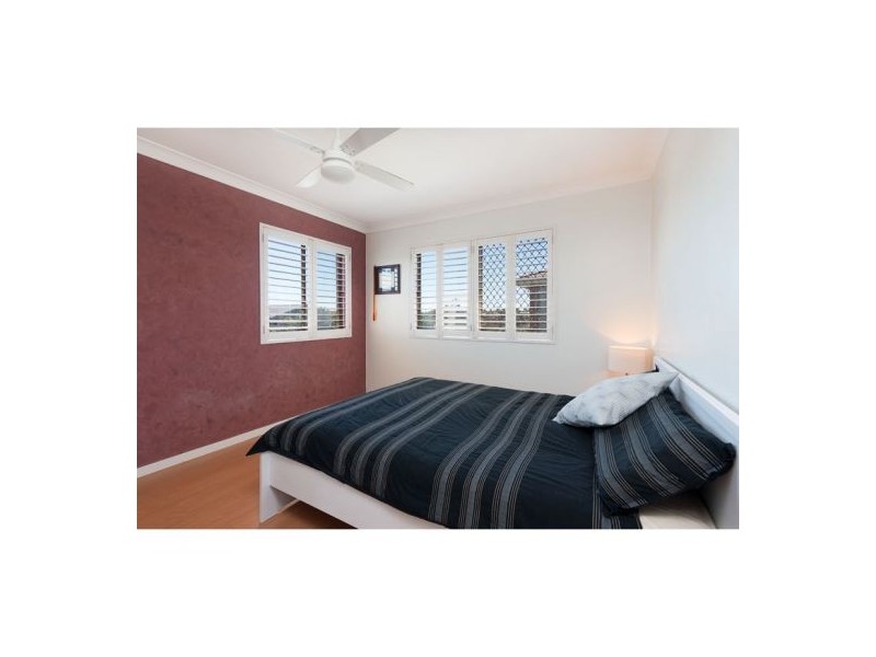 4/11 Weston Street, Coorparoo QLD 4151