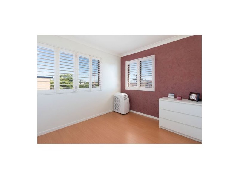 4/11 Weston Street, Coorparoo QLD 4151