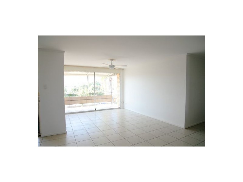 3/232 Cavendish Road, Coorparoo QLD 4151