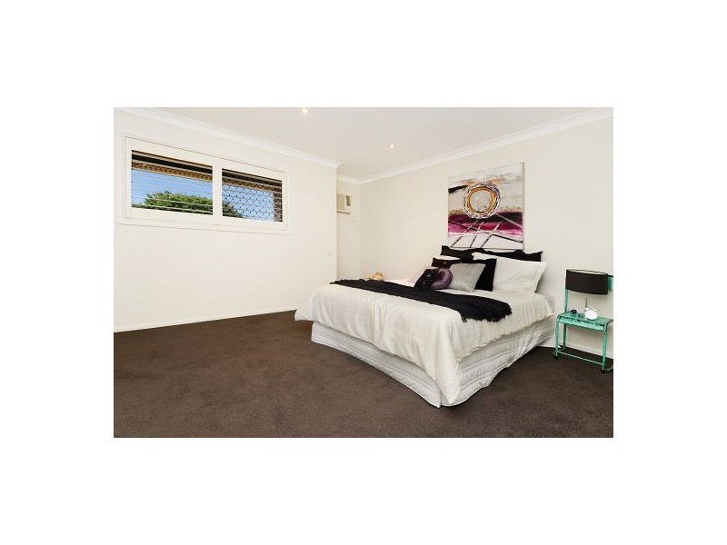 103 Indus Street, Camp Hill QLD 4152