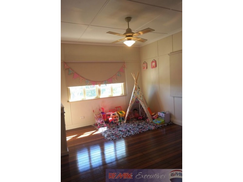 27 Invermore Street, Mount Gravatt East QLD 4122