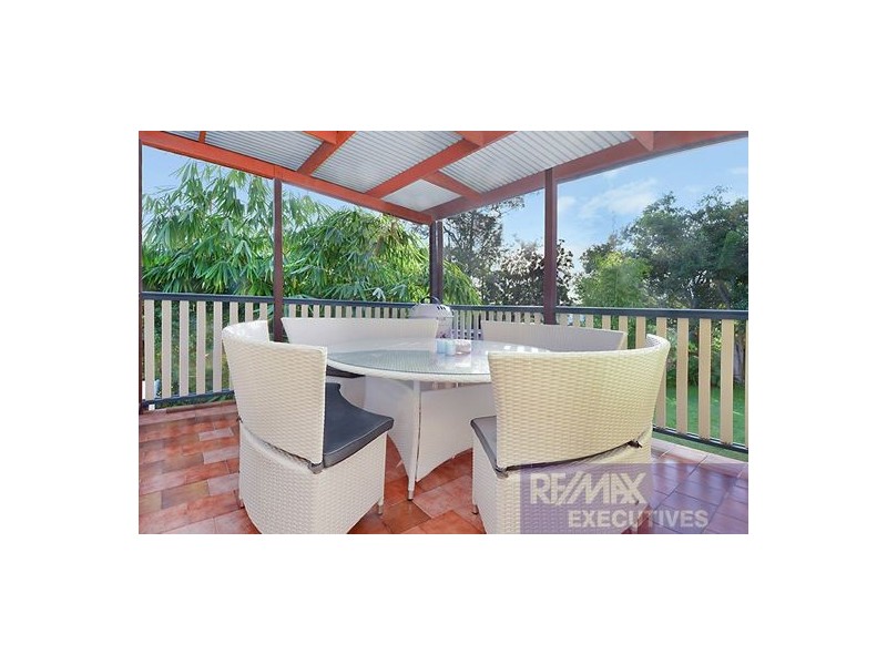 76 Mar Street, Holland Park QLD 4121