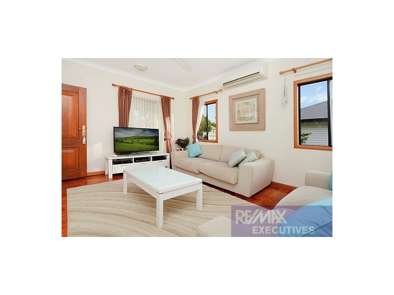 76 Mar Street, Holland Park QLD 4121