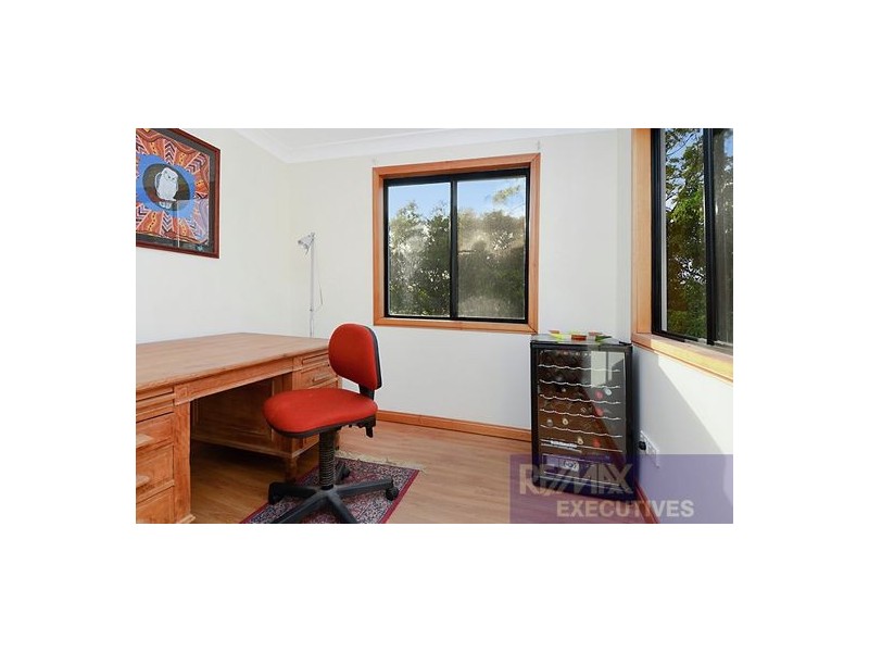 76 Mar Street, Holland Park QLD 4121