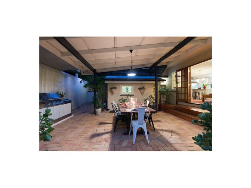 35 Gailey Street, Ashgrove QLD 4060
