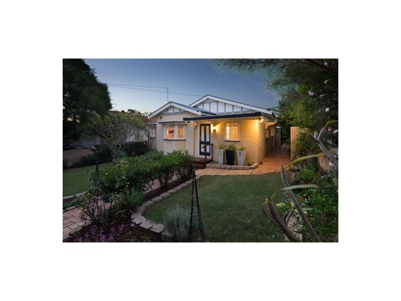 35 Gailey Street, Ashgrove QLD 4060