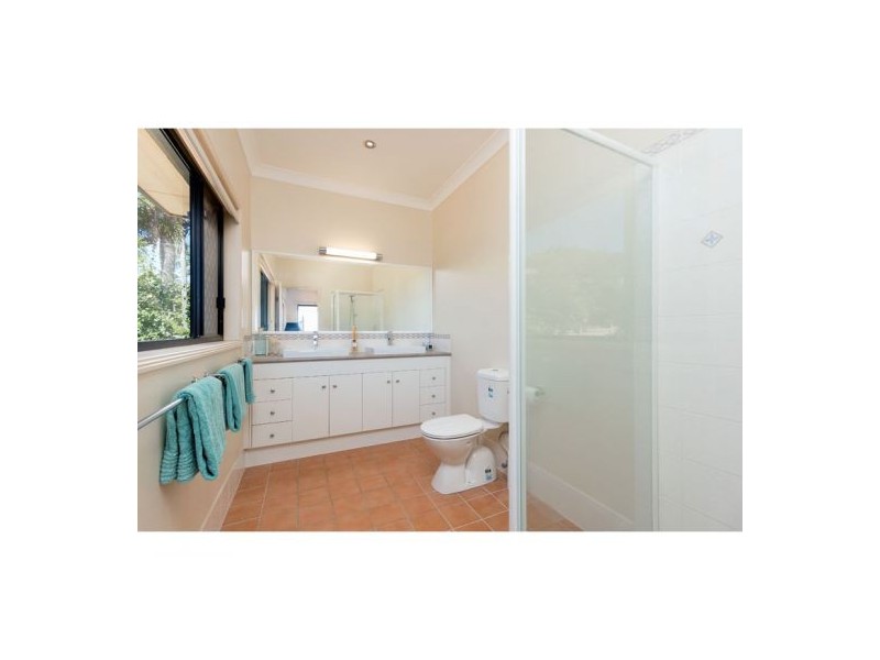 31 Saunders Place, Wynnum QLD 4178