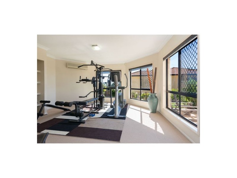 31 Saunders Place, Wynnum QLD 4178