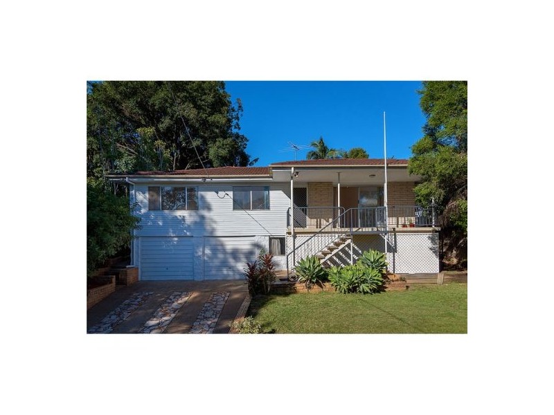 23 Lewana Street, Mansfield QLD 4122