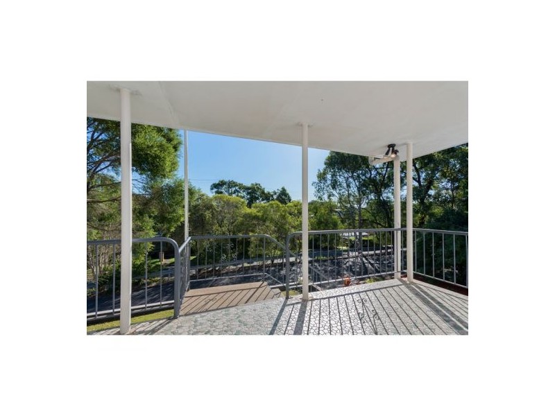 23 Lewana Street, Mansfield QLD 4122