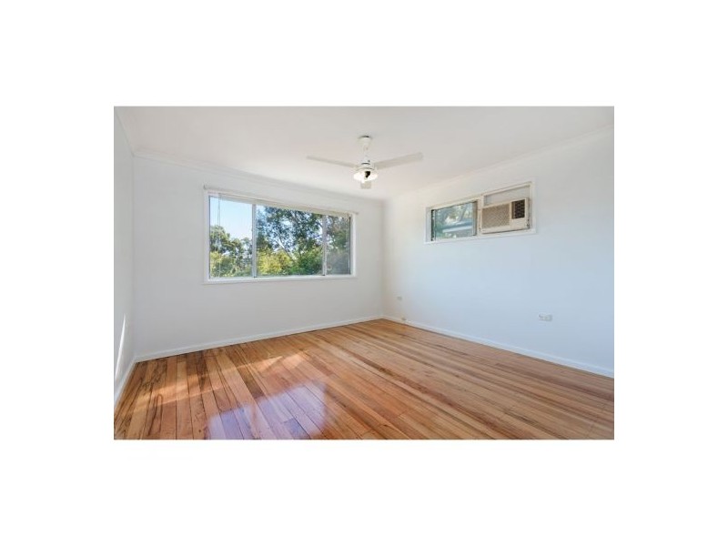 23 Lewana Street, Mansfield QLD 4122