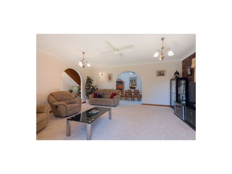 3 Helemon Street, Belmont QLD 4153