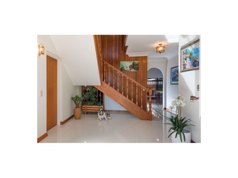 3 Helemon Street, Belmont QLD 4153