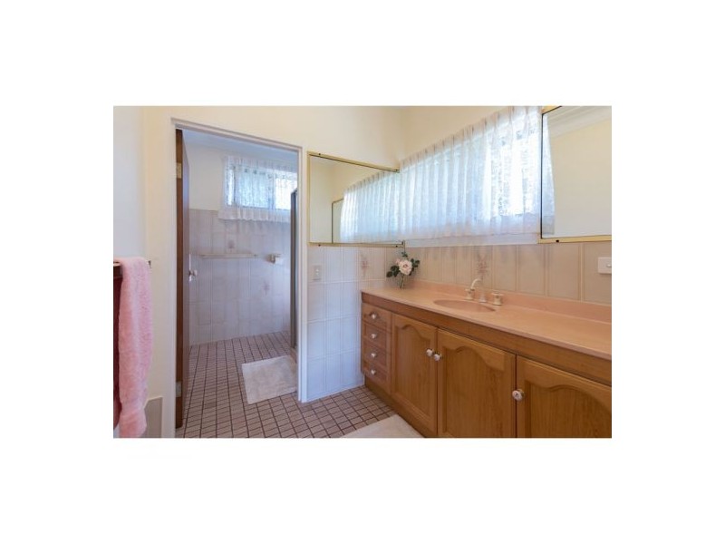 3 Helemon Street, Belmont QLD 4153