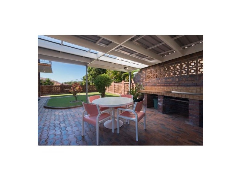 3 Helemon Street, Belmont QLD 4153