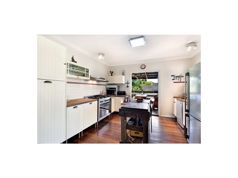 109 Marshall Road, Holland Park West QLD 4121