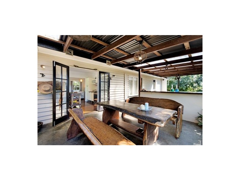 109 Marshall Road, Holland Park West QLD 4121