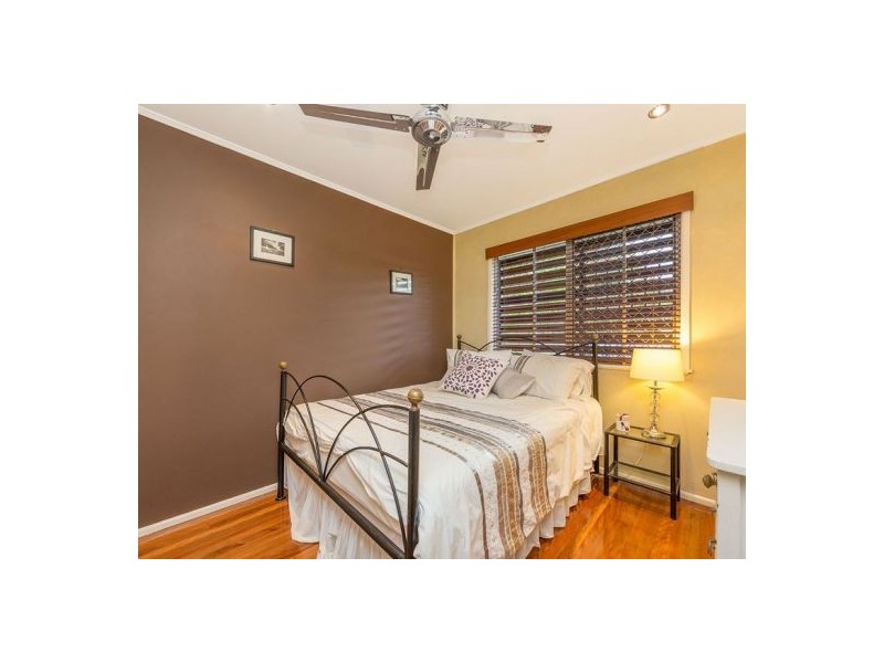 43 Latimer Street, Holland Park QLD 4121