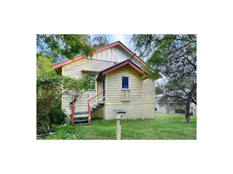 8 Thorne Street, Windsor QLD 4030