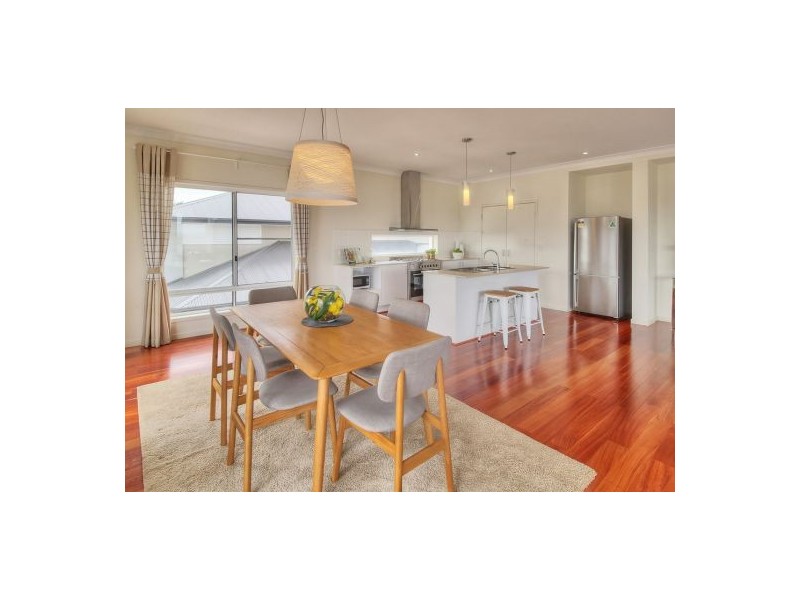 103 Ridgeview Street, Carindale QLD 4152