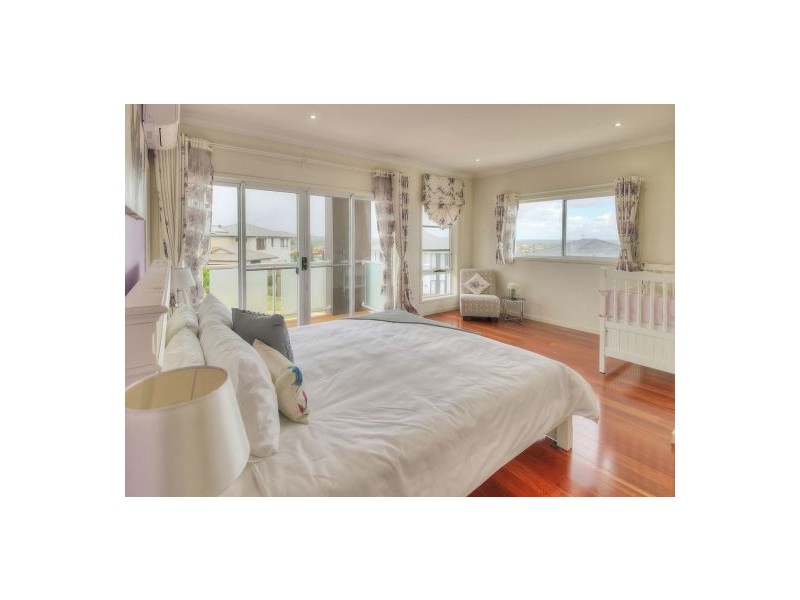 103 Ridgeview Street, Carindale QLD 4152