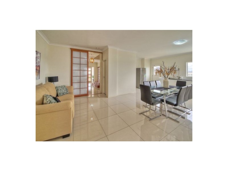 103 Ridgeview Street, Carindale QLD 4152