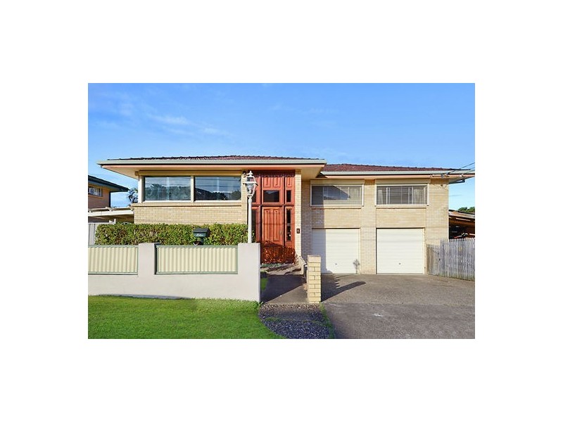 16 Gralunga Street, Mansfield QLD 4122