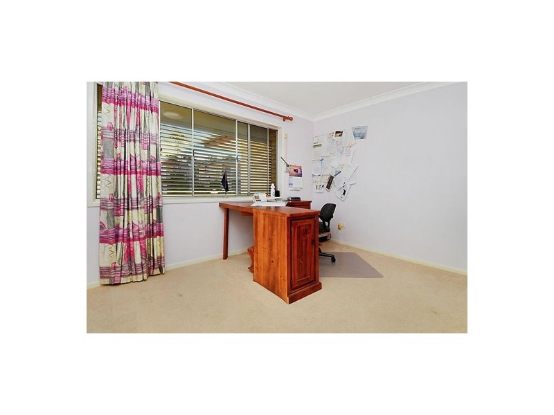 16 Gralunga Street, Mansfield QLD 4122