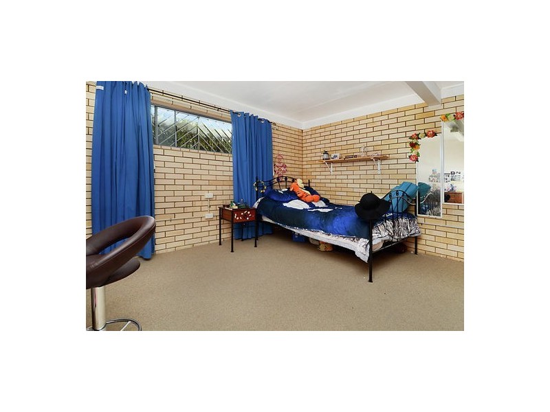 16 Gralunga Street, Mansfield QLD 4122