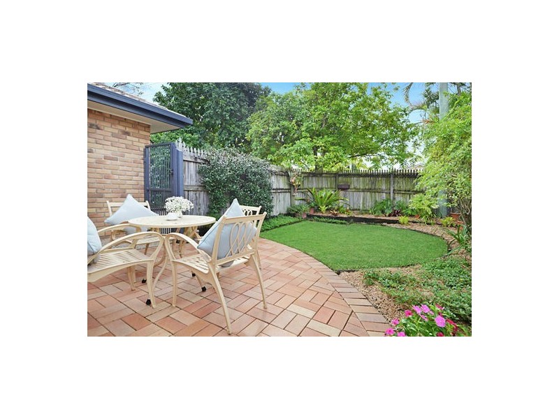 119 Graceville Avenue, Graceville QLD 4075