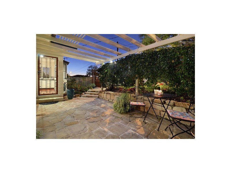 529 Cavendish Rd, Coorparoo QLD 4151