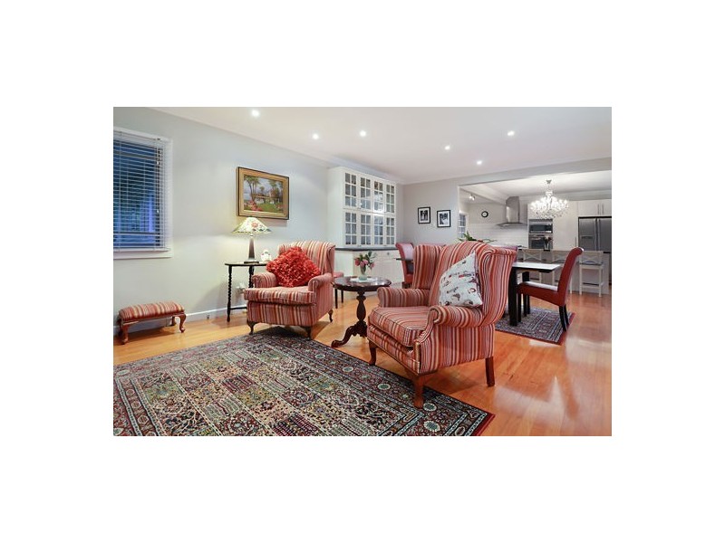 529 Cavendish Rd, Coorparoo QLD 4151