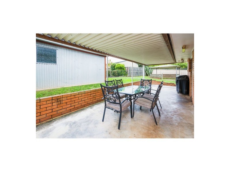 97 Greenmeadow Road, Mansfield QLD 4122