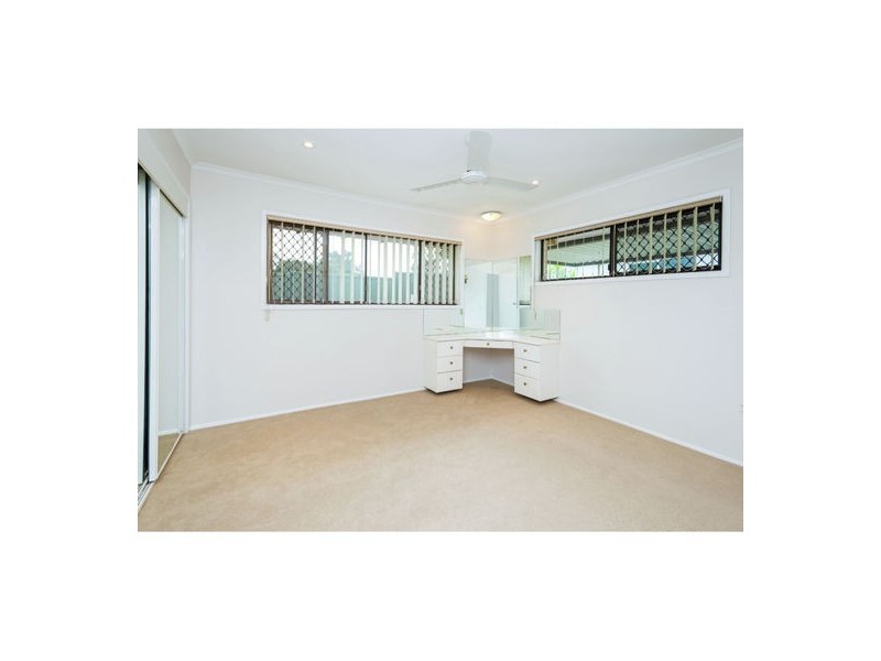 97 Greenmeadow Road, Mansfield QLD 4122