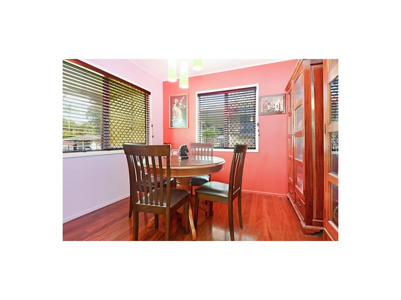 102 Barmore Street, Tarragindi QLD 4121