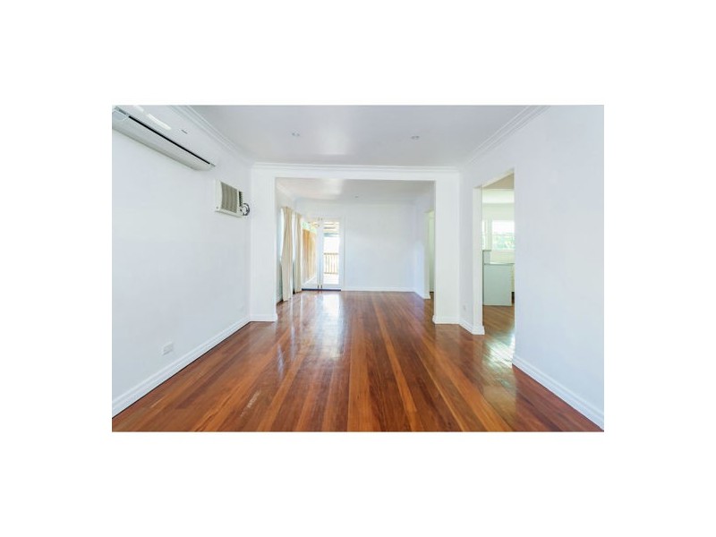 137 Sterculia Avenue, Holland Park West QLD 4121