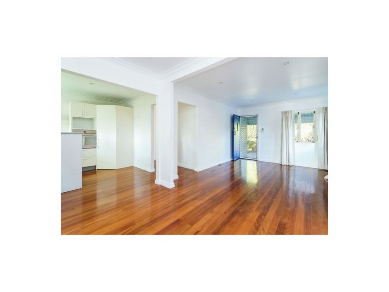 137 Sterculia Avenue, Holland Park West QLD 4121